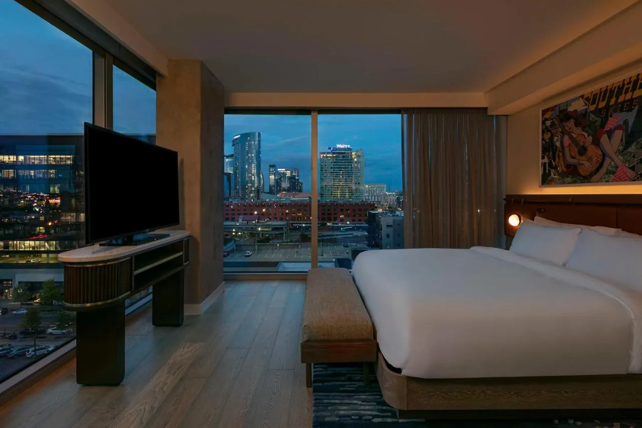 W Nashville 5*,